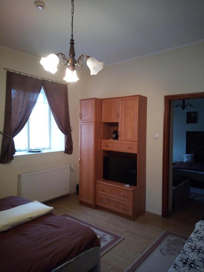Bed & Breakfast Brezovay Kastely Panzio